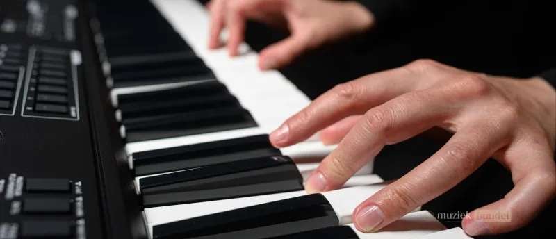 Alternatieven voor de Kurzweil Artis 7 | Muziekbundel.nl Ontdek de beste alternatieven voor de Kurzweil Artis 7 stage piano. Vergelijk vergelijkbare modellen met topklanken en uitgebreide functies.