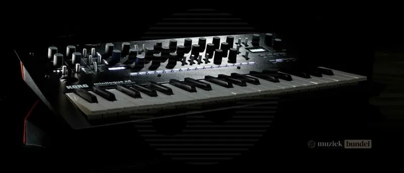 Compact ontwerp met slim-size toetsen van de Korg Minilogue XD | Muziekbundel.nl Korg Minilogue XD met compact design en slim-size toetsen voor draagbaarheid en speelcomfort
