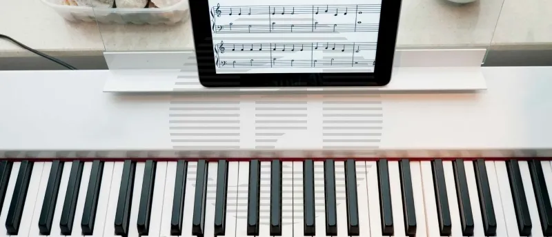 De technologie achter digitale piano's De technologie achter digitale piano's