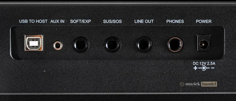 Geavanceerde connecties en aansluitingen van de GEWA PP-3 | Muziekbundel.nl Overzicht van de geavanceerde connectiviteitsopties van de GEWA PP-3 digitale piano, waaronder Bluetooth, USB, en MIDI-functionaliteit.