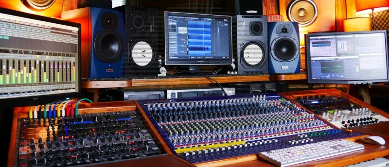 Muziekproductie en Studio Muziekproductie en Studio