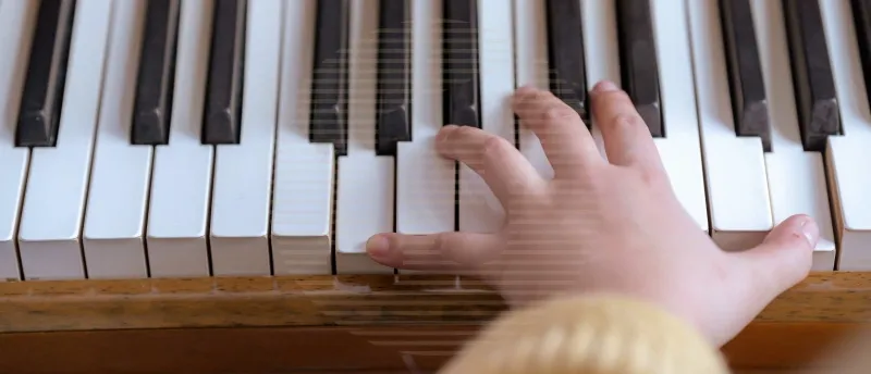 Oefen piano spelen in (kleine) Stukjes Oefen piano spelen in (kleine) Stukjes