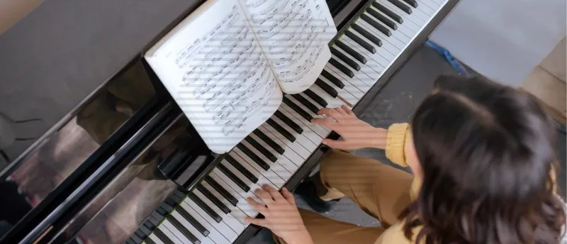 Piano leren spelen met een boek Piano leren spelen met een boek