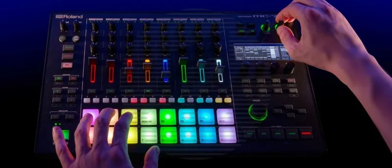 Wat vinden gebruikers van de Roland MC-707 Groovebox? Wat vinden gebruikers van de Roland MC-707 Groovebox?