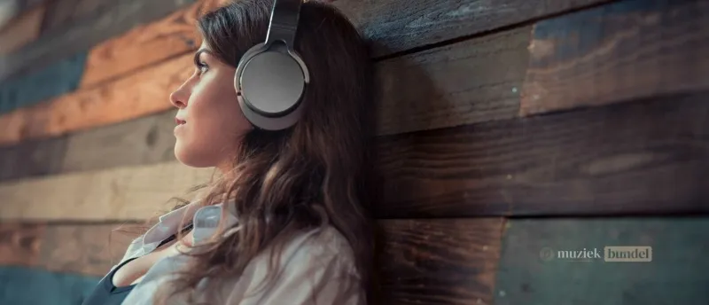 Welke Koptelefoon Past Bij Jou? Ontdek de Beste Keuze | Muziekbundel.nl Vind de koptelefoon die bij jou past! Ontdek modellen voor muziek, studio, gaming, TV en sport en kies de beste optie voor jouw gebruik.
