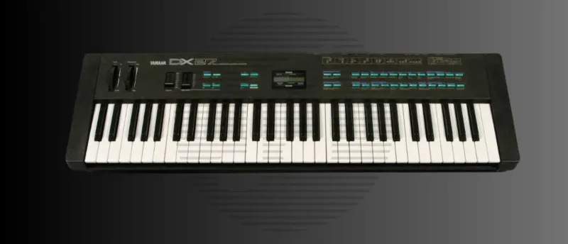 Yamaha DX27 Synthesizer Yamaha DX27 Synthesizer